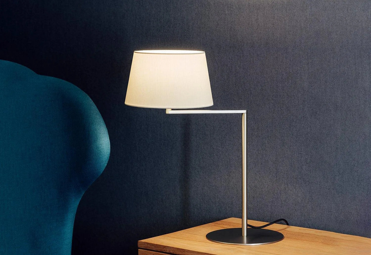 Americana Table Lamp