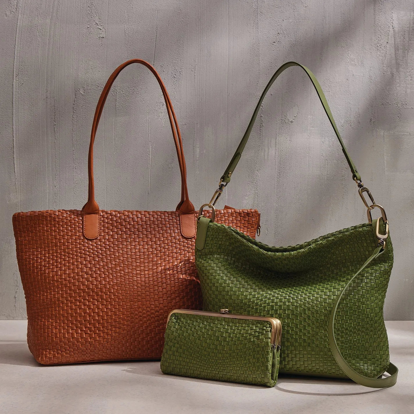 Bolder Tote in Wave Weave Leather - Wheat