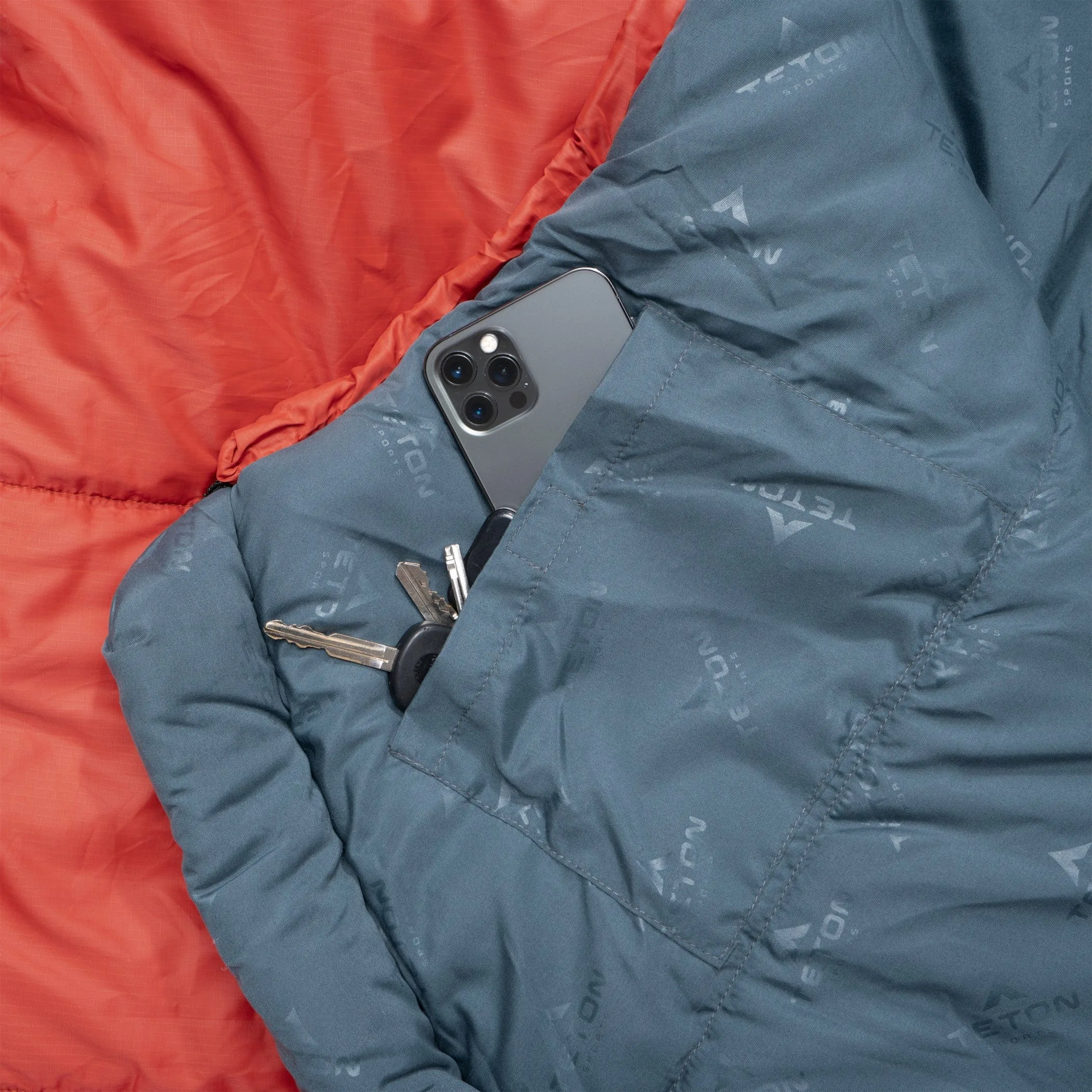 LEEF 30˚F Mummy Sleeping Bag