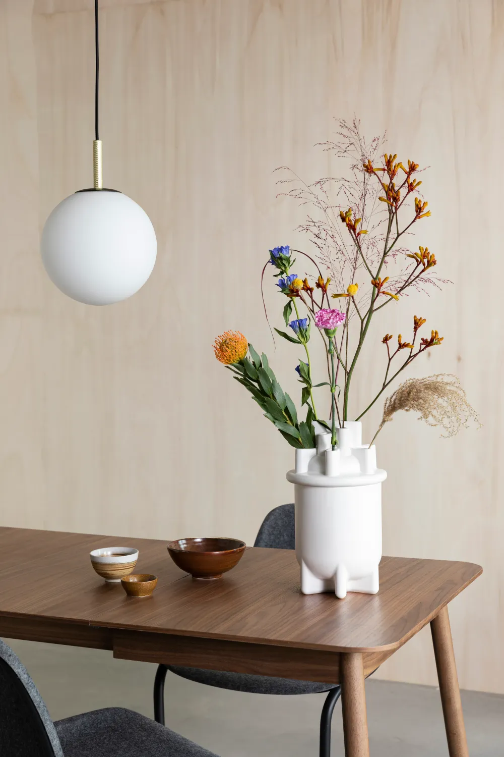 Opal Orb Pendant Lamp | Zuiver Orion