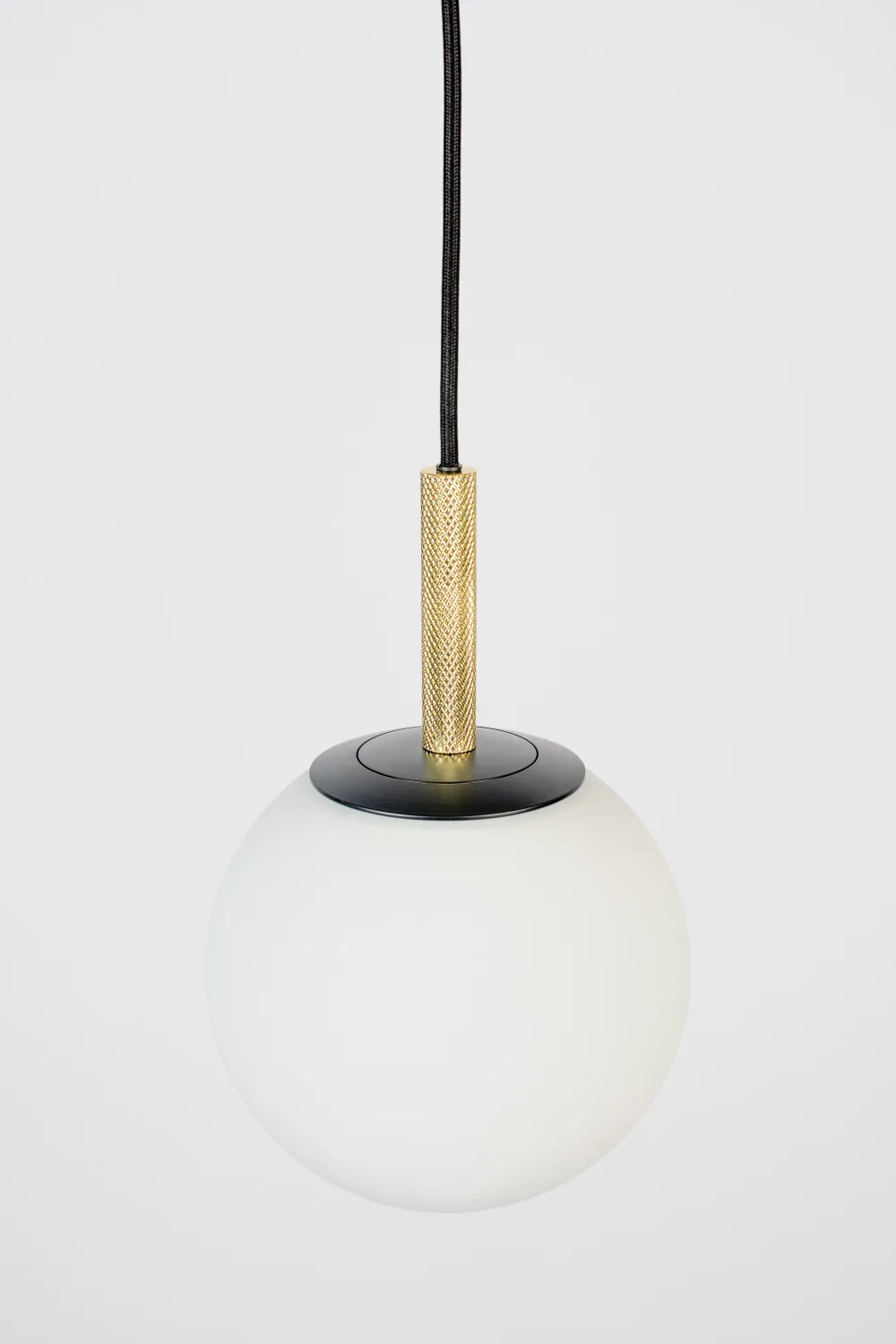 Opal Orb Pendant Lamp | Zuiver Orion